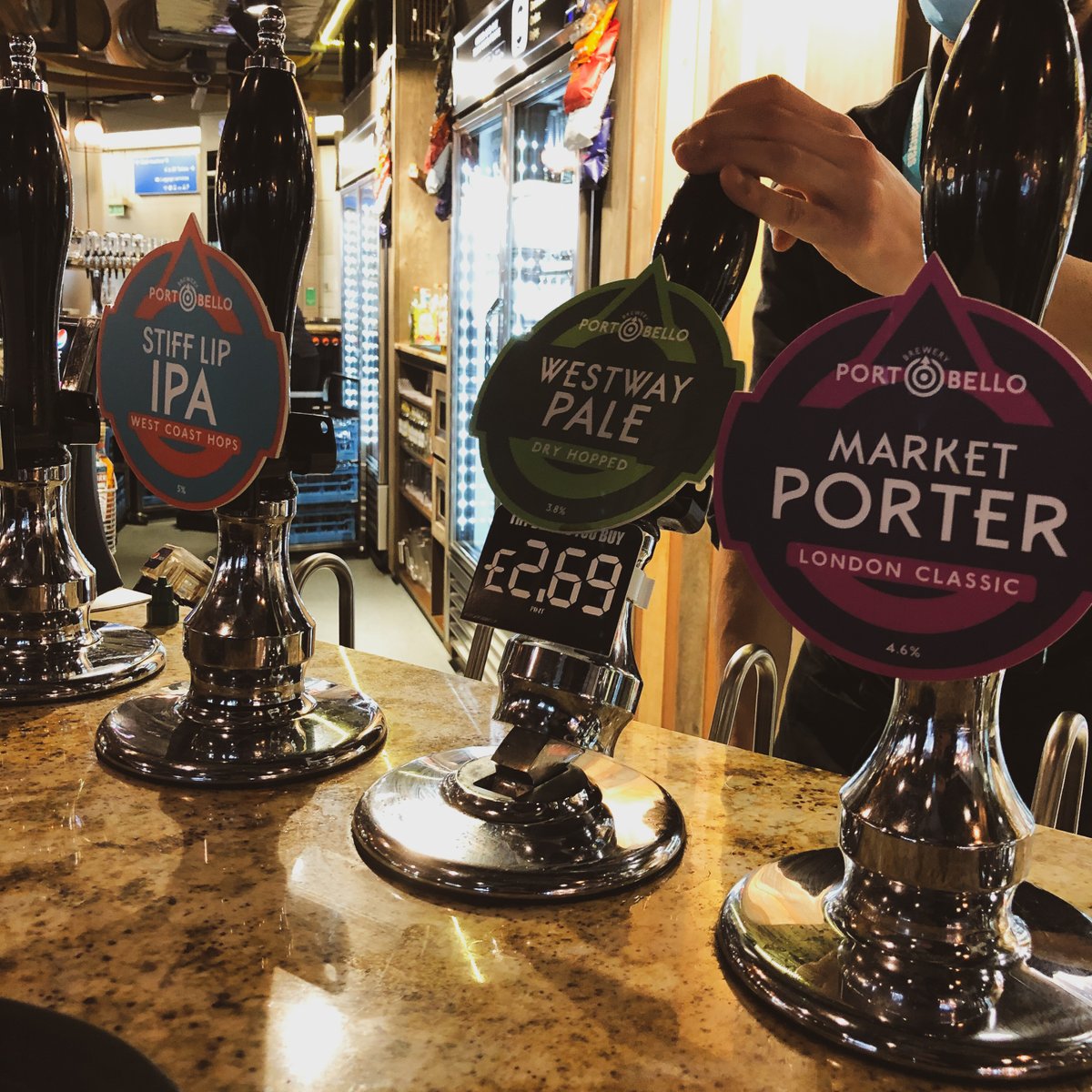 🍺 WHAT'S ON TAP? The station's #TheBarrelVault have a few must-try beers on tap, we recommend giving a pint of ale from West London brewery @PortobelloBeer a go. 🍻 stpancras.com/eat-drink/the-…