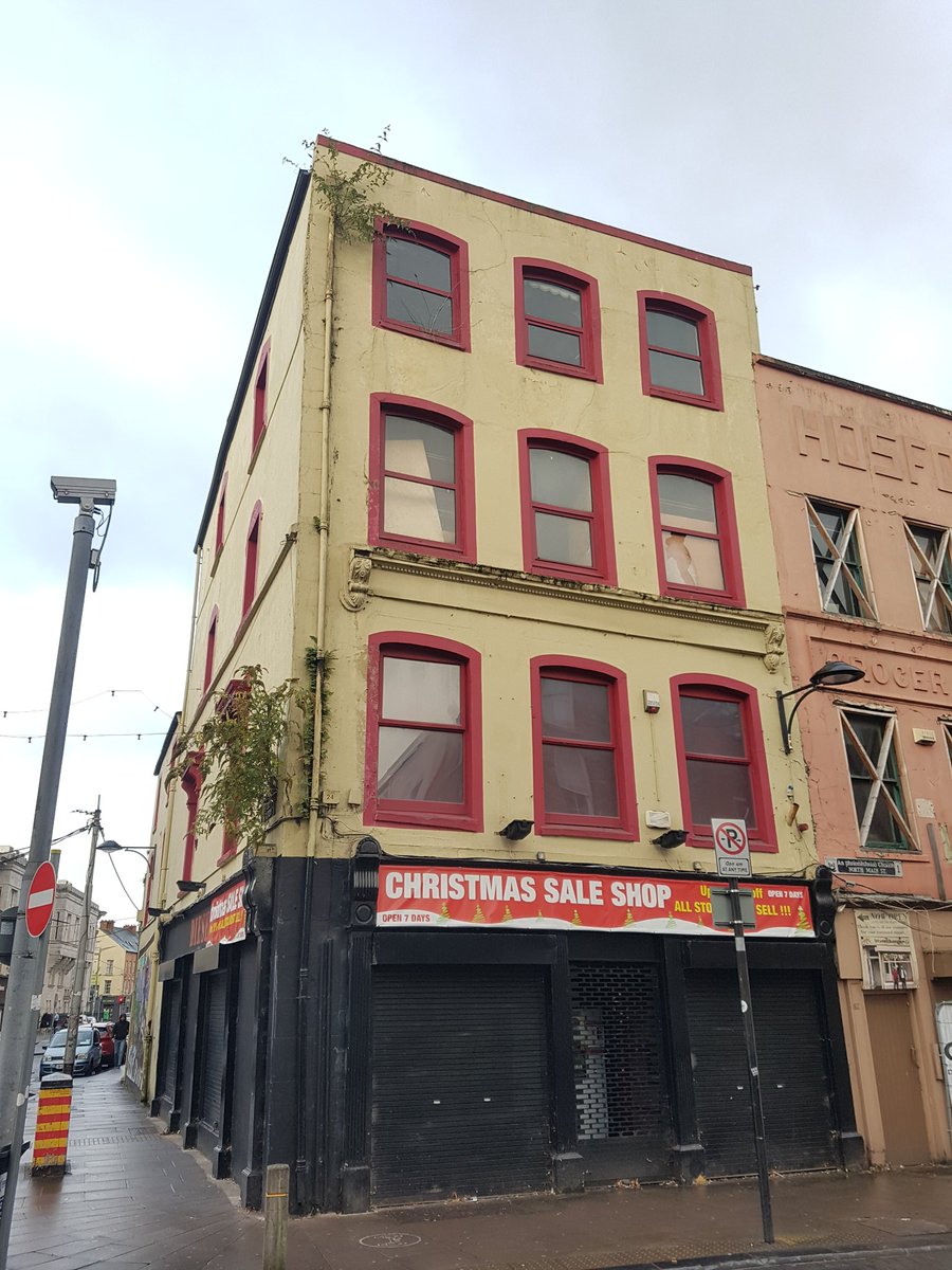 another vacant building in the city centre, this one is in the historic spine of CorkNo. 117 on this thread  #regeneration  #economy  #wellbeing  #meanwhileuse