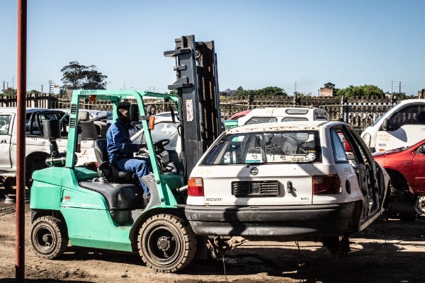 ZUS_ZA's tweet image. We buy accident damaged cars for cash.
Call or Whatsapp us on 0823071477

#usedcars #needcash #CarAccident