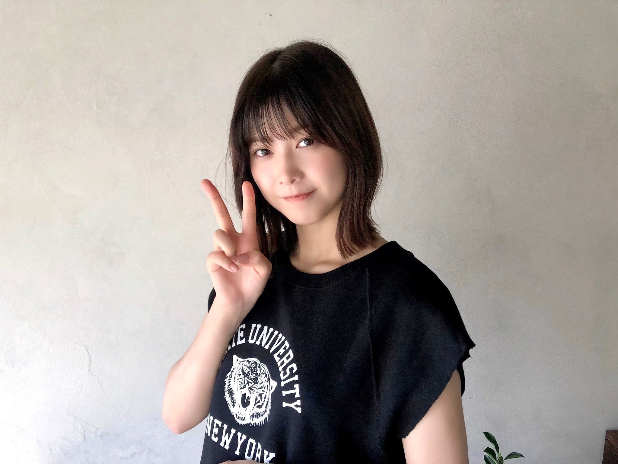 欅坂46渡邉理佐 直筆サイン入りチェキ 週刊少年マガジン45号 欅坂46