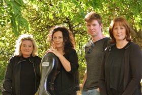 CelloIreland's tweet photo. Different Trains. 8.30pm tonight! https://t.co/wrAa3zK1Xj @KaleidoscopeDub https://t.co/ialfzSkjCj