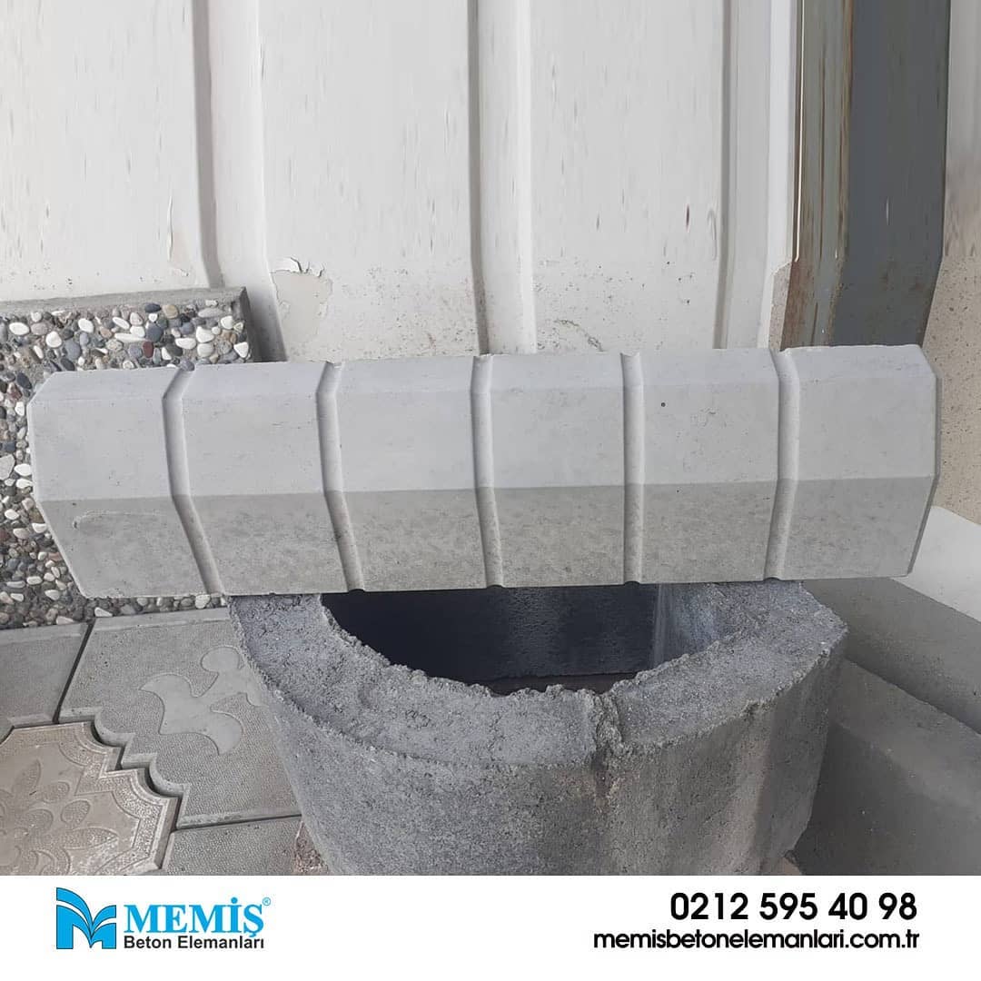 Dekoratif Bordür 👌

Park, Bahçe, Villa vb yerlerde uygulanan dekoratif bordür uygulama yapılan yerlere ayrı bir canlılık katıyor.

MEMİŞ Beton Elemanları olarak tek ve çift yüzlü her boy bariyer mevcuttur.

☎ 0212 595 40 98 
💻memisbetonelemanlari.com.tr