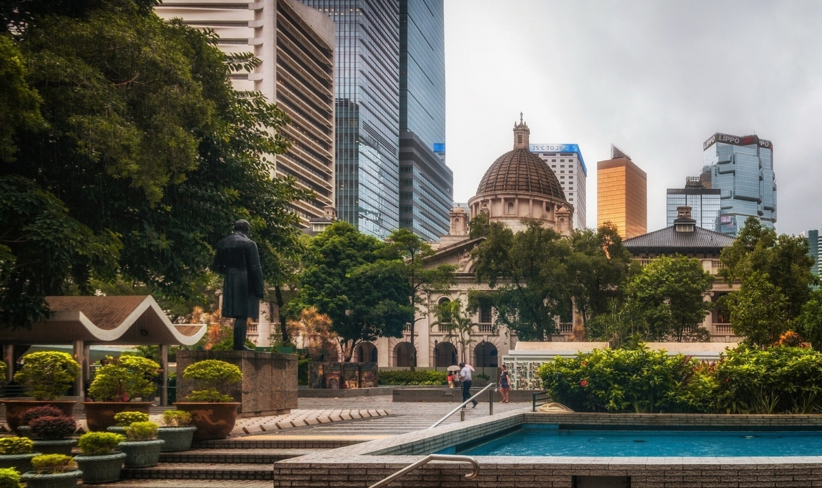 dannaida's tweet photo. Much of the #SmartCity chatter has understandably shifted toward #COVID19 responses. Still, sustainability remains a chief benefit of emerging technology. Here are ten cities harnessing #IoT and Smart City tech's power to secure a better future. https://t.co/SoVg98o7Z4 https://t.co/FsUpTZ8v0u