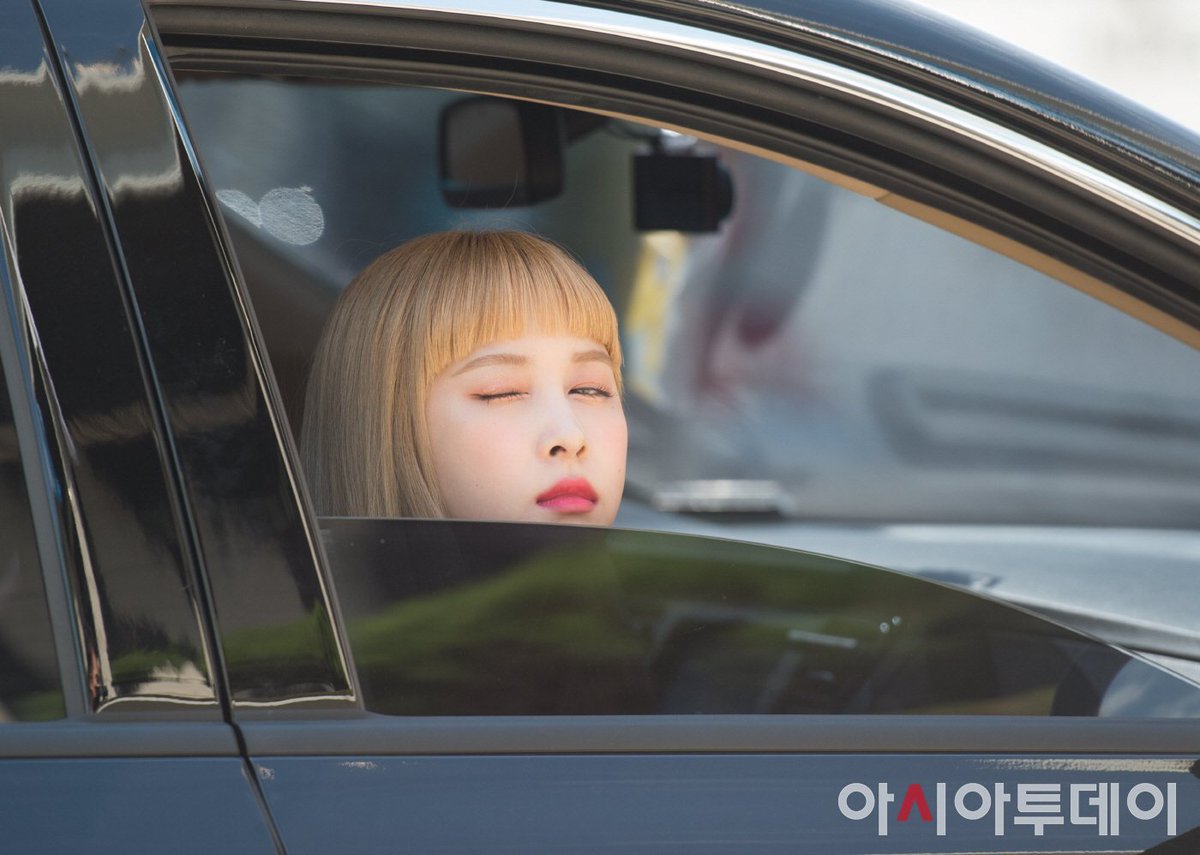 [PIC] 201007  #DAYOUNG on the way to Jung Eunji Gayo Plaza Radio (6) #우주소녀  #다영  #WJSN