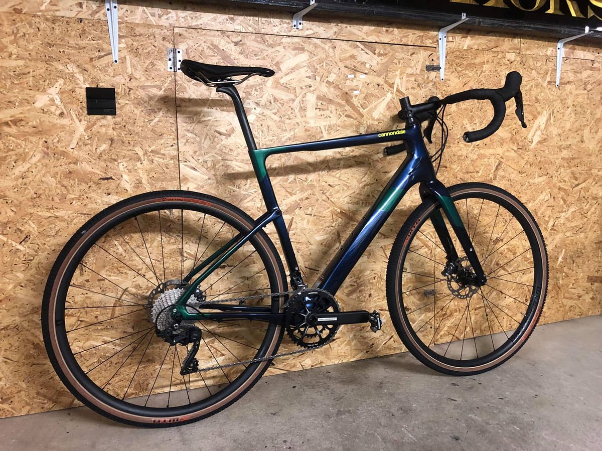 Been a year since I got my beautiful bike. Thank you Tony <a href="/WstowCycles/">Walthamstow Cycles</a> absolutely love my <a href="/ridecannondale/">Cannondale</a> #TopstoneCarbonUltegraRX. Has helped me loose 2 stone &amp; get back cycling after my accident