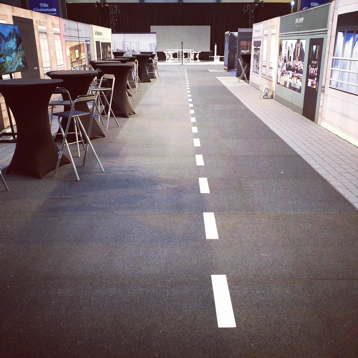 SIIViM's tweet image. 𝑶𝒏 𝒆𝒔𝒕 𝒑𝒓𝒆𝒔𝒒𝒖𝒆 𝒑𝒓𝒆̂𝒕 𝒆𝒕 𝒗𝒐𝒖𝒔 ? 😀

#Rdv le 9 #octobre2020 à #NEVERS,
à distance ou en présentiel #phygital
#SIIViM2020, le rendez-vous de l'#Innovation des #VillesMedianes
Inscription sur swll.to/jeMinscris
#VillesIntelligentes #SmartCity #hightech