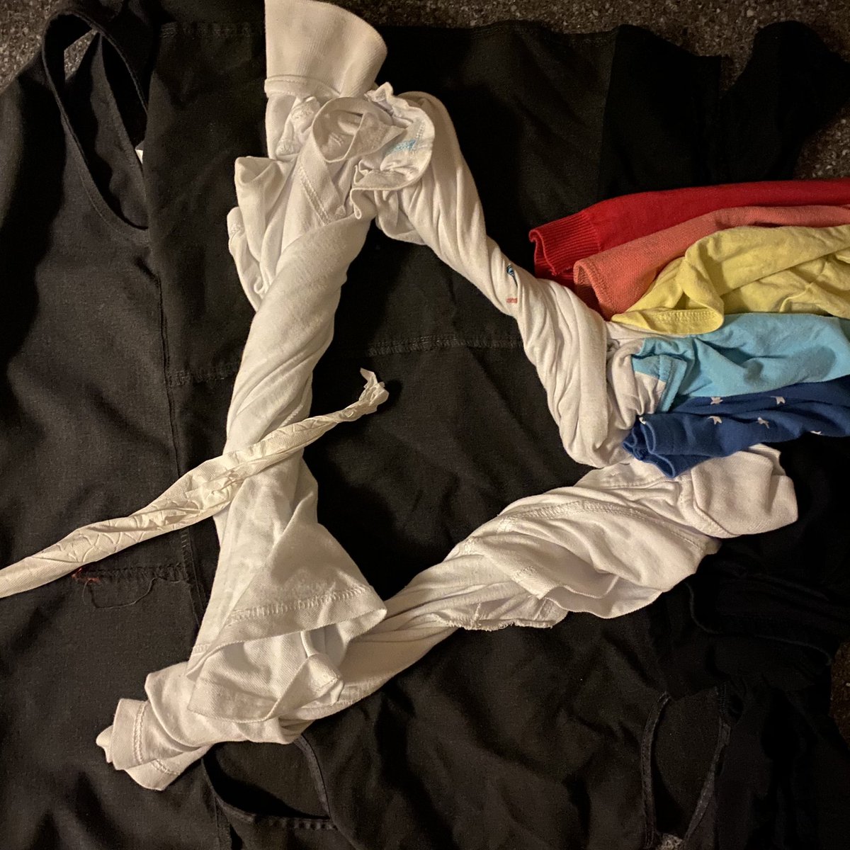 ARoseTintdWorld's tweet photo. @soapachu Sorry! Massive pile of washing. ‘Daz Side Of The Moon’ #BeeSides https://t.co/bh2ifkgZ4n
