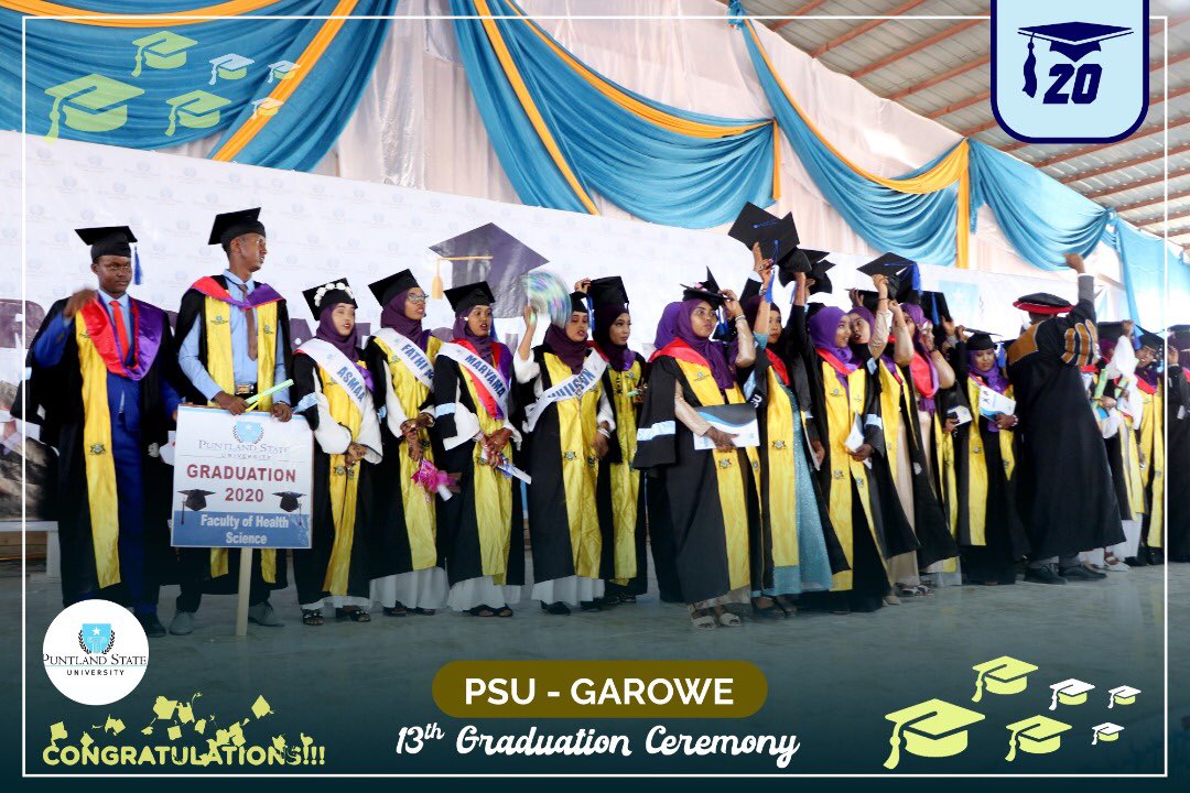 ExplorePSU's tweet photo. Ardayda kulliyadda culuumta Caafimaadka iyo Hormuudkooda ayaa hadda soo gaaray masraxa qalan jabinta maanta ee dufcaddii 13aad. #psugraduation2020 https://t.co/HNrktC5ZXD