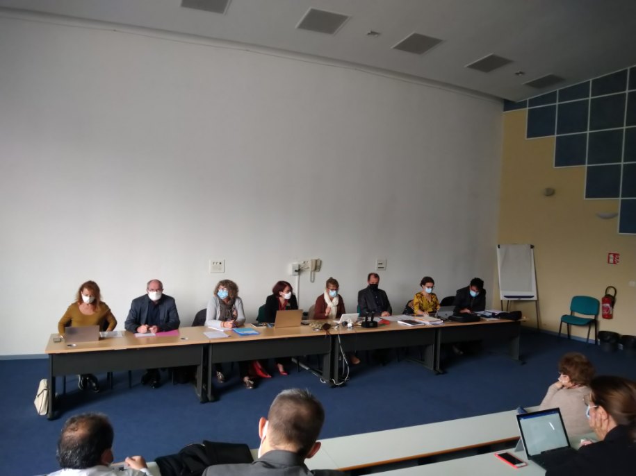 AGA du SNPDEN Grenoble, échanges sur la rentrée, l'épuisement et la demande d'amélioration des conditions de travail...