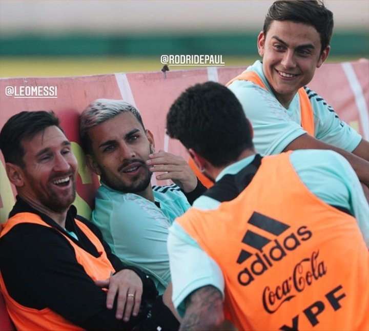 Muchos memes en una foto