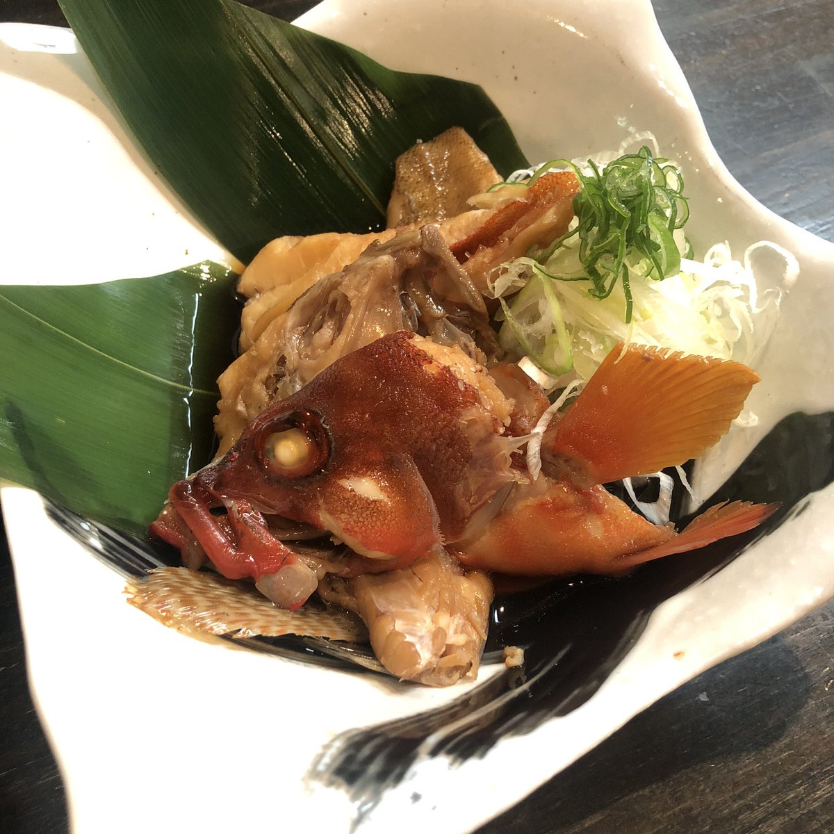 クジラ商店 V Twitter 寒いー 雨ー いやだー そんな時には美味で温かいもの 高級魚ハタを煮つけにしました 温まりにお待ちしております クジラ商店 八王子 居酒屋 長崎 五島列島 刺身 鮮魚 炭焼き 宴会 コース 貸切 飲み放題 ホットペッパー