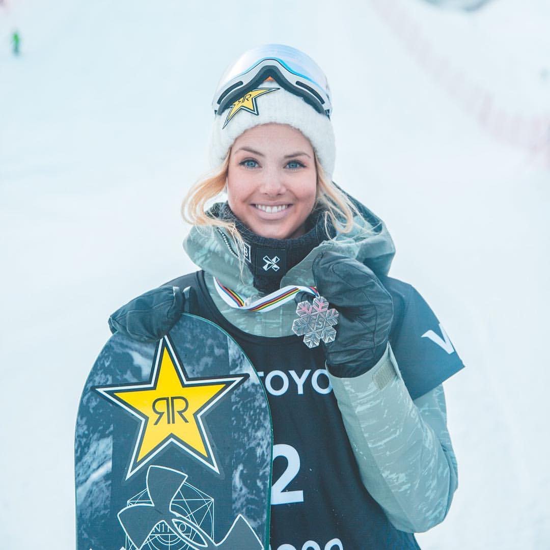 Bluelion309 世界で最もセクシーな女性アスリート25人 鍛え抜かれた体と意志の強い目に釘付け 1位 シリエ ノレンダル Silje Norendal 4位 アナ イバノビッチ Ana Ivanovic 23位 ララ グート Lara Gut 24位 アリカ シュミット Alica