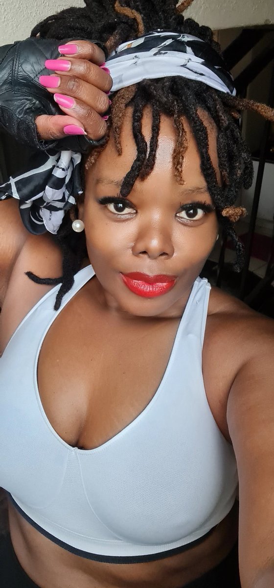Mihlali_Gqada's tweet photo. A Gym Bunnie πΏ #FetchYourBody2020 #ChuuuMaRadebe #ASlowChubbyRunner #ChubbyGirlsWithAbs #MorningGlory #MyHappyPlace #MyFitnessRegime https://t.co/bSmaLlJhza
