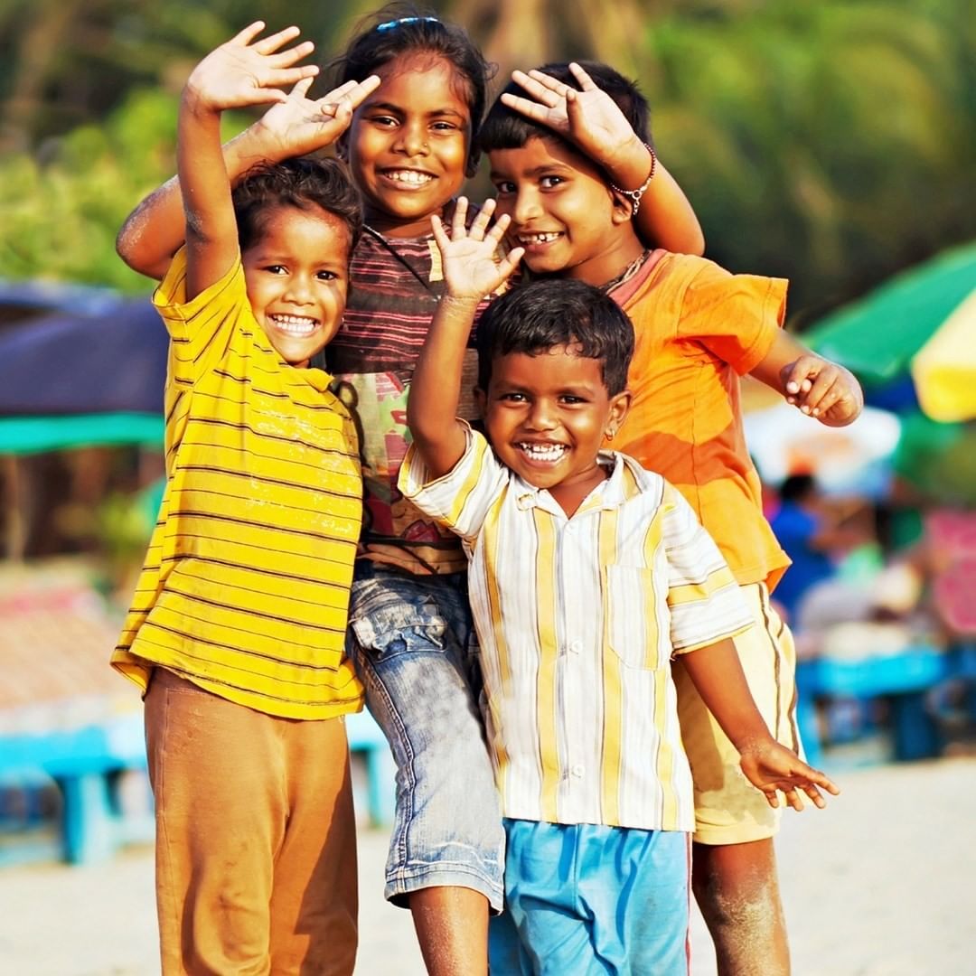 Can be a wedding an occasion for a charity action?YES! With the choice of wedding favors solidarity and a contribution to one of our projects. A special choice that last time led us to the #GoldenVillage, where street children are welcomed, with the opportunity to grow peacefully