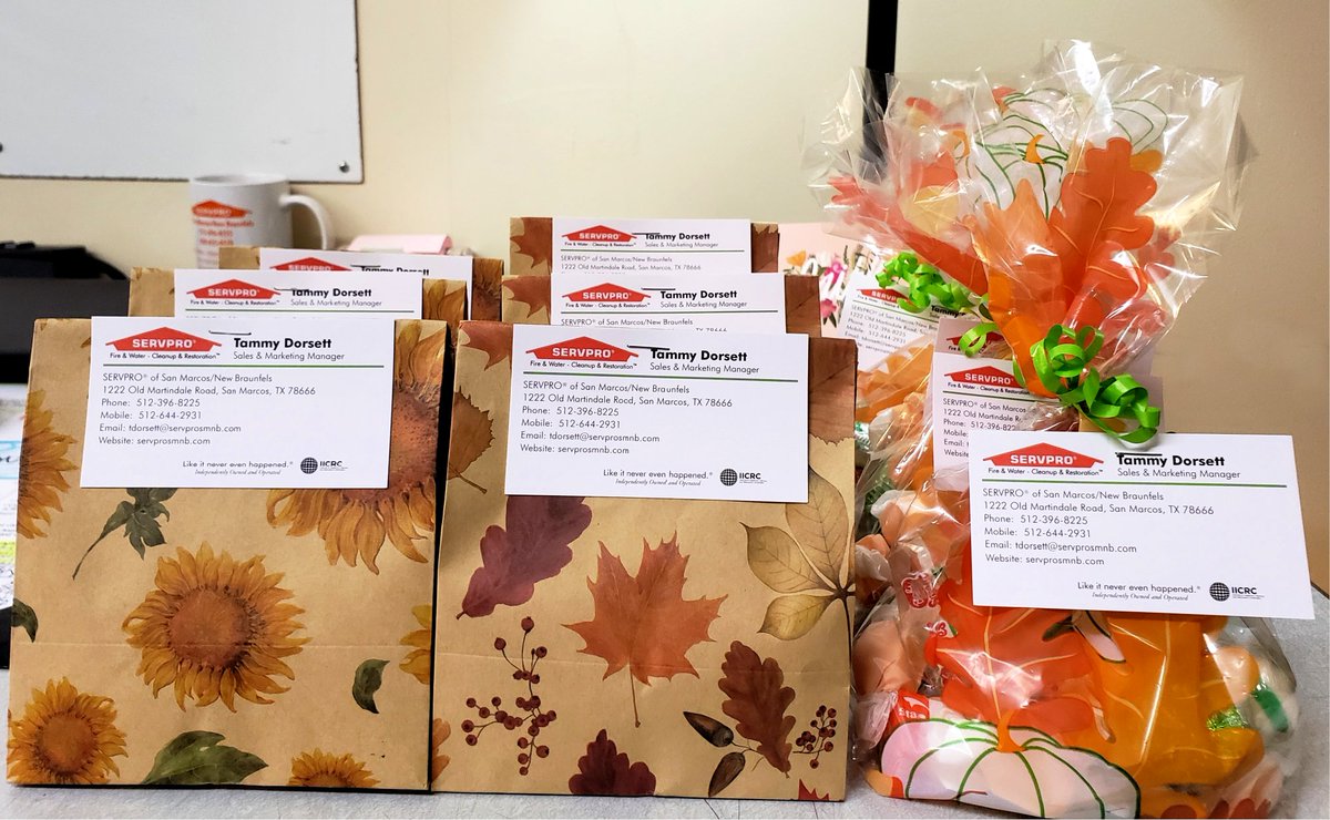 These fun fall treats are ready to be delivered out in the business community today!

#servpro #marketing #wednesdayvibes #networking