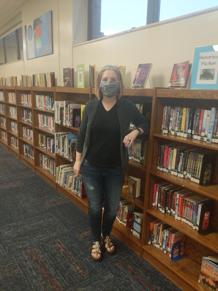 ReaderRBS's tweet image. We are having a &quot;fancy&quot; Wednesday here at OMS! 😍#cpsspiritweek #cpsbest #cpslmc #EaglesATWork