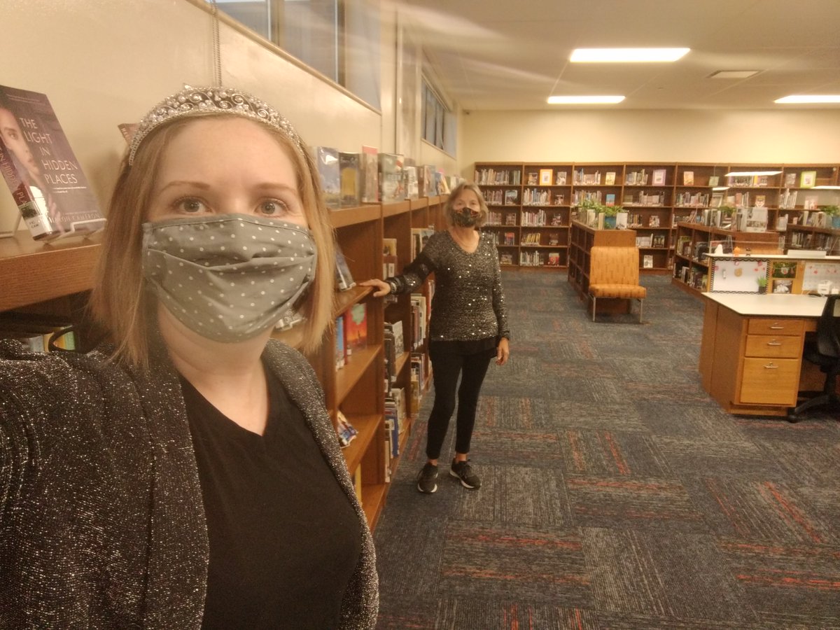 ReaderRBS's tweet image. We are having a &quot;fancy&quot; Wednesday here at OMS! 😍#cpsspiritweek #cpsbest #cpslmc #EaglesATWork