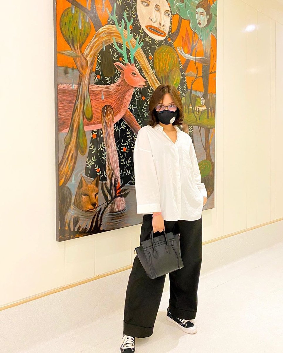 softforkathb's tweet image. let's talk abt kathryn's fits whenever she's at the aivee clinic 😍🤍