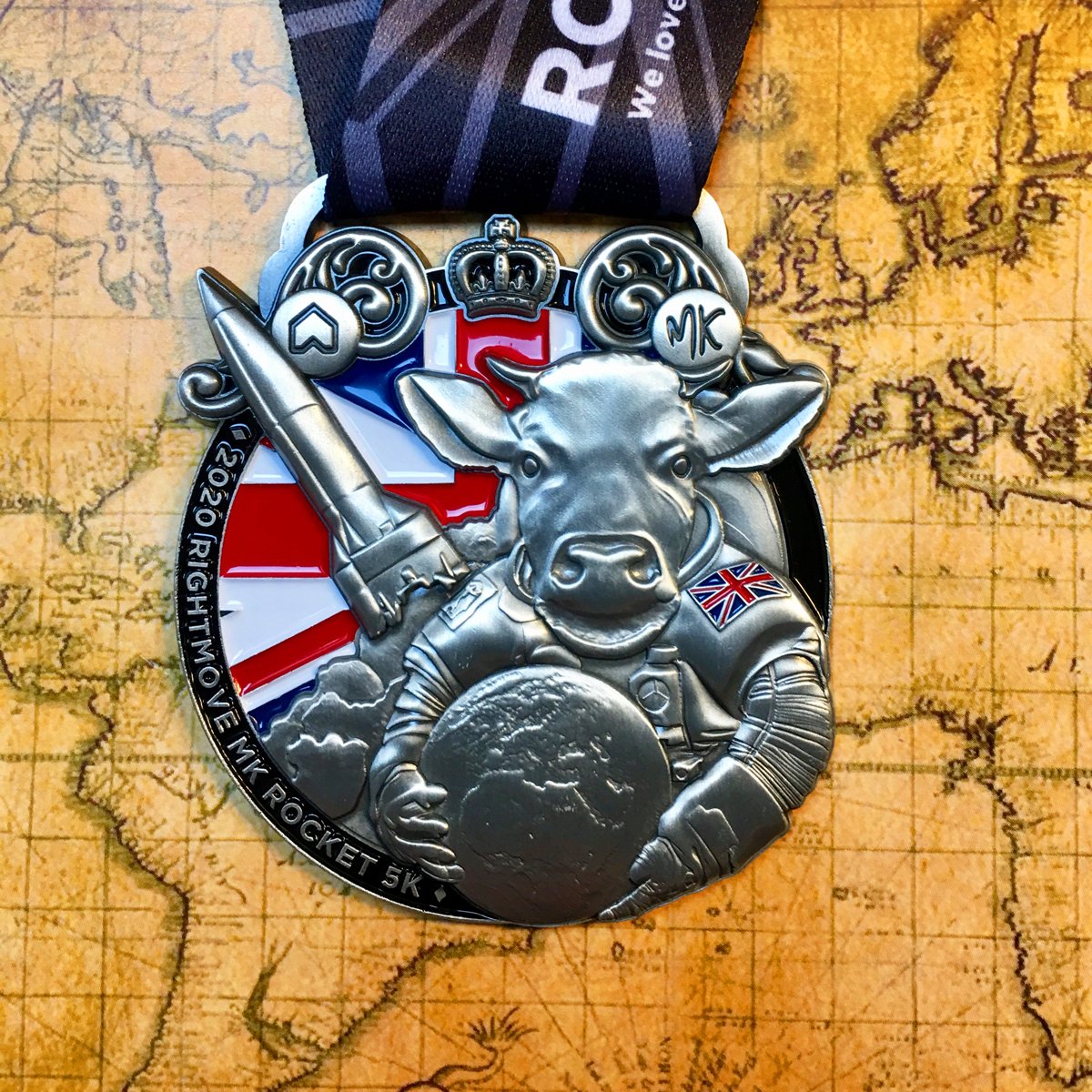 mk_marathon's tweet photo. BLING! Enter the Virtual Rightmove MK Rocket 5K and run it before Friday at midnight and we'll post your amazing medal on Monday ๐๐ฎ๐๐
Hurry while stocks last!
๐ https://t.co/qYaYSasAaX
#Rocket5k #MKMarathon #VirtualRace https://t.co/yK4QKkClcH