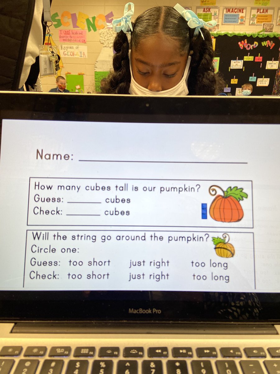 LesRperry's tweet photo. Pumpkin Math Exploration - How many cubes tall is our pumpkin? #WeAreLES https://t.co/hZ4L4ELWjp