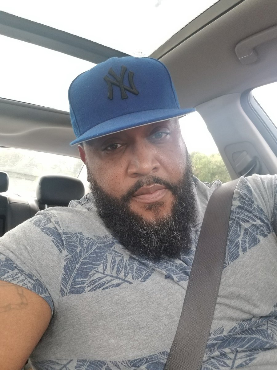 germargardner's tweet photo. 🤣 man, I'd love to know what those staring faces are thinkin when they see this face, and hear "In Bloom" by Nirvana bumpin out the ride. #NotYourAverageBear https://t.co/cBwh1fErQM