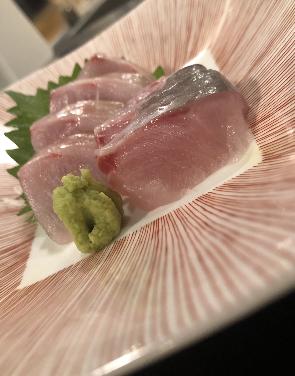 直木 本日のおすすめ 刺身二点盛 炙りサワラ 〆さば 黒ムツ 炙り カマス アジ なめろう 生しらす 〆鰯ガリ大葉和え あん肝 白子ポン酢 海ぶどう山かけ 鶏レバーオイル漬け 炙り鯖の燻製 しそつくね串 軟骨入 焼売 白子天ぷら わかさぎと