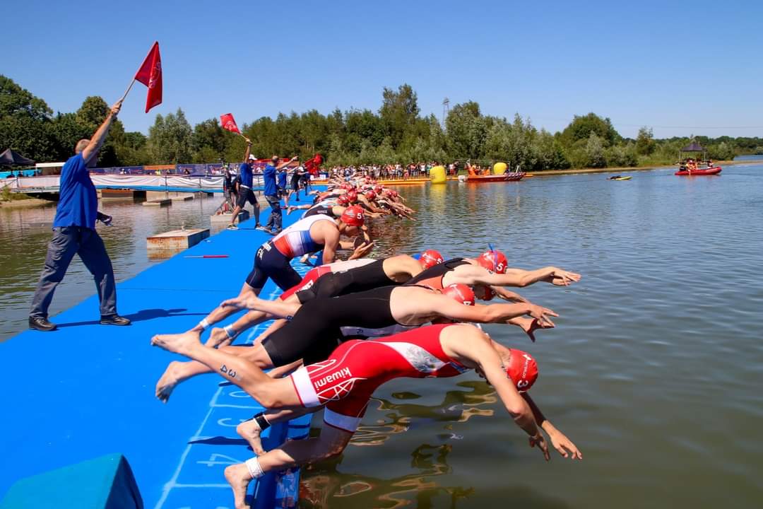 We hebben binnenkort goed nieuws! 🔥 Dus schrijf je in op onze nieuwsbrief 👇
triathlonholten.nl/nieuwsbrief/ #triathlon #holten #triho21
