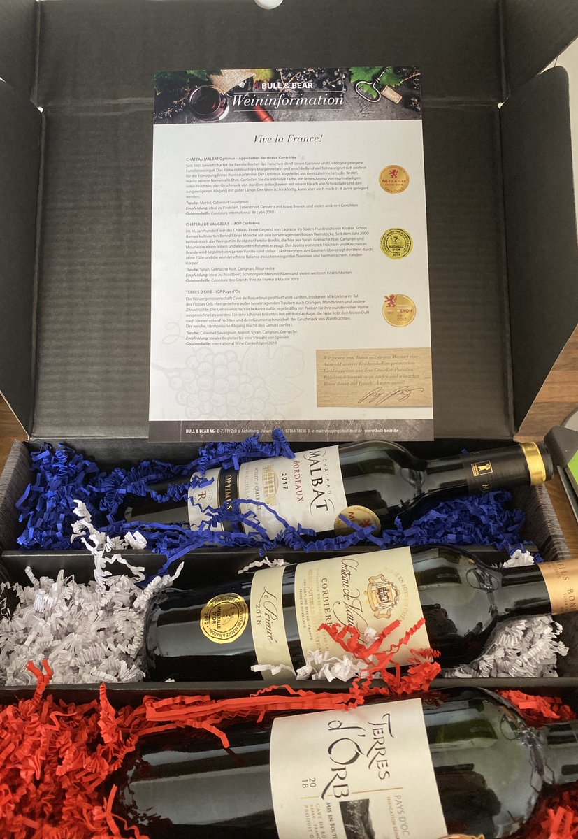 Das ist ein sehr sehr nettes Geschenk 🍷👏 mal wieder super ausgesucht Markus👌freu mich aufs nächste🎁  #finD #findom #femdom #geschenk #zahlsklave #paypig