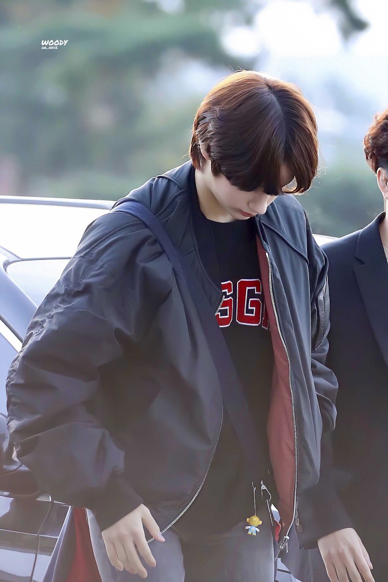 GR_WD12's tweet photo. [HQ] 191125 ICN 출국

#TXT #투모로우바이투게더 #투바투 
#TOMORROW_X_TOGETHER
#HUENINGKAI #휴닝카이 #휴닝 
@TXT_members https://t.co/hGMCgLnCqB