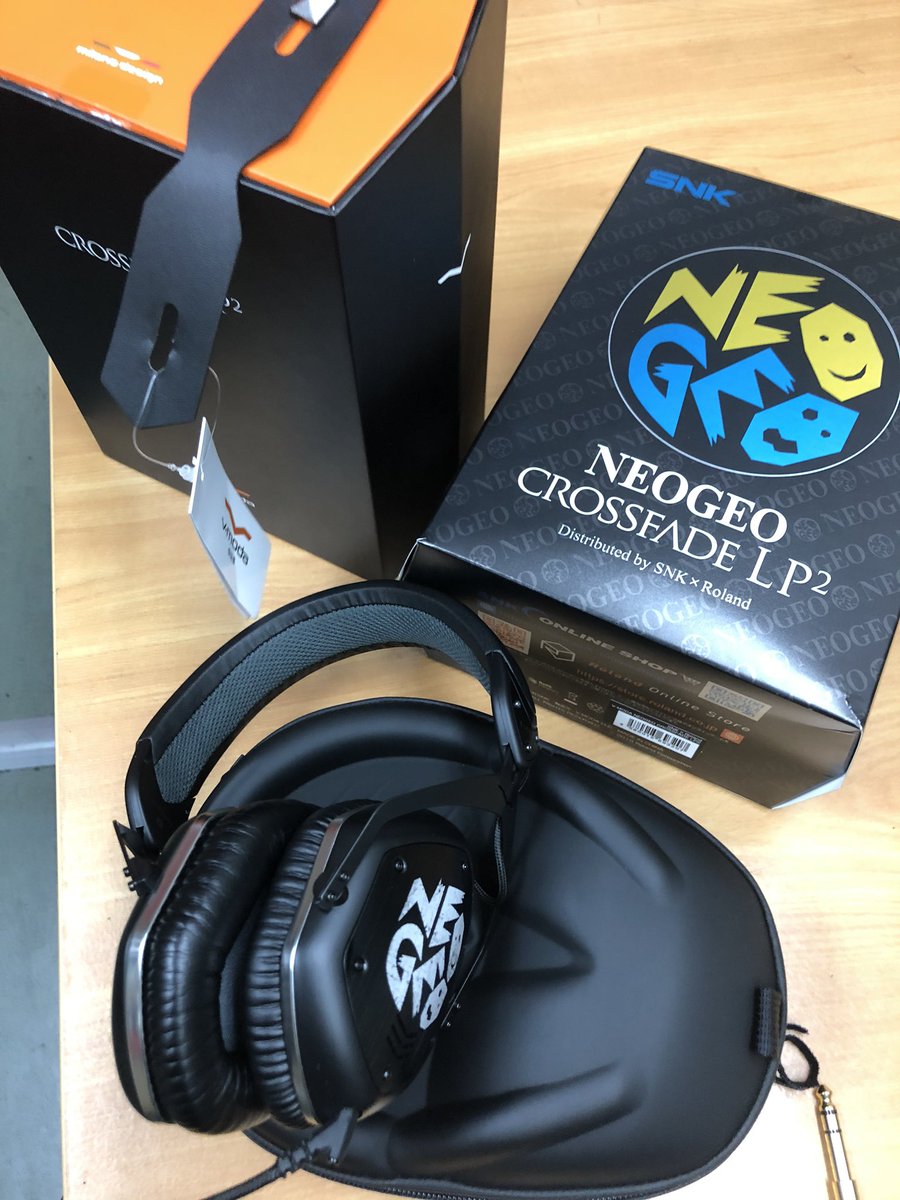 Heavy Metal Raiden こんなかっこいいヘッドフォン 買わざるを得ない イケダ