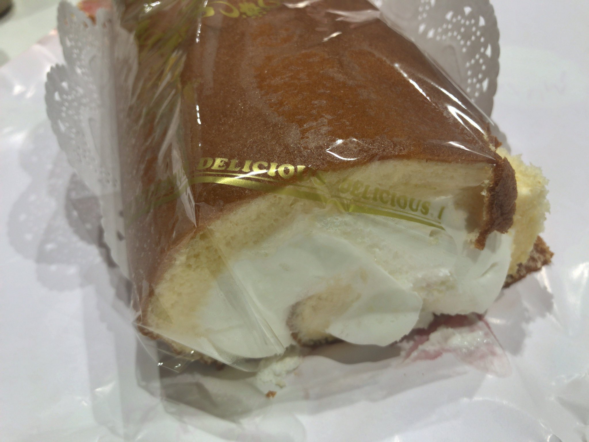 なしか かずみ 茨城県日立市 デリシャス 独特の味 ロールケーキ はーん 夢にまで見たデリシャスがイマココに 本当だ独特な味ウマー これは一人一本行けるな デリシャス T Co Rx9az6iy Twitter
