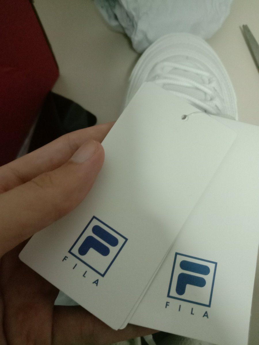 cimsaky's tweet photo. #ส่งต่อรองเท้า Fila Ray White
ของแท้100% ไซส์6 (35-37) ซื้อมาไม่เคยใส่ออกนอกบ้านเลย ยังขาวจั๊วะอยู่เลย (ซื้อมาทำไมไม่รู้) วันนี้เลยมาปล่อย ซื้อมาหลายบาทอยู่ 
📦 ส่งต่อ 1500 ส่งฟรี ราคาต่อรองกันได้นะงับ https://t.co/WUbA2Io6vA