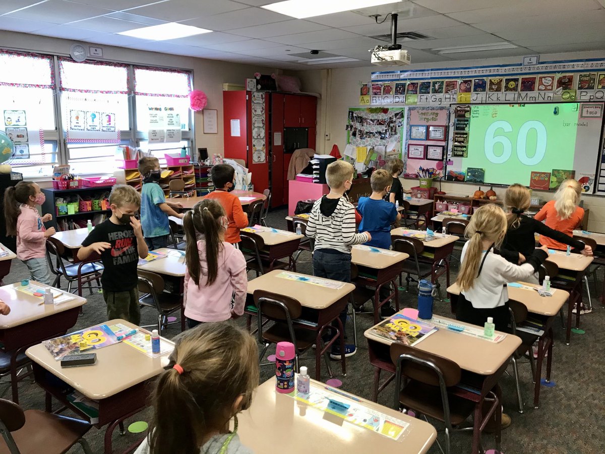 MrsMartinSmiles's tweet image. Skip counting fun! #LearningThroughMovement #DanceAndCount #FunInFirstGrade #MakeLearningFun