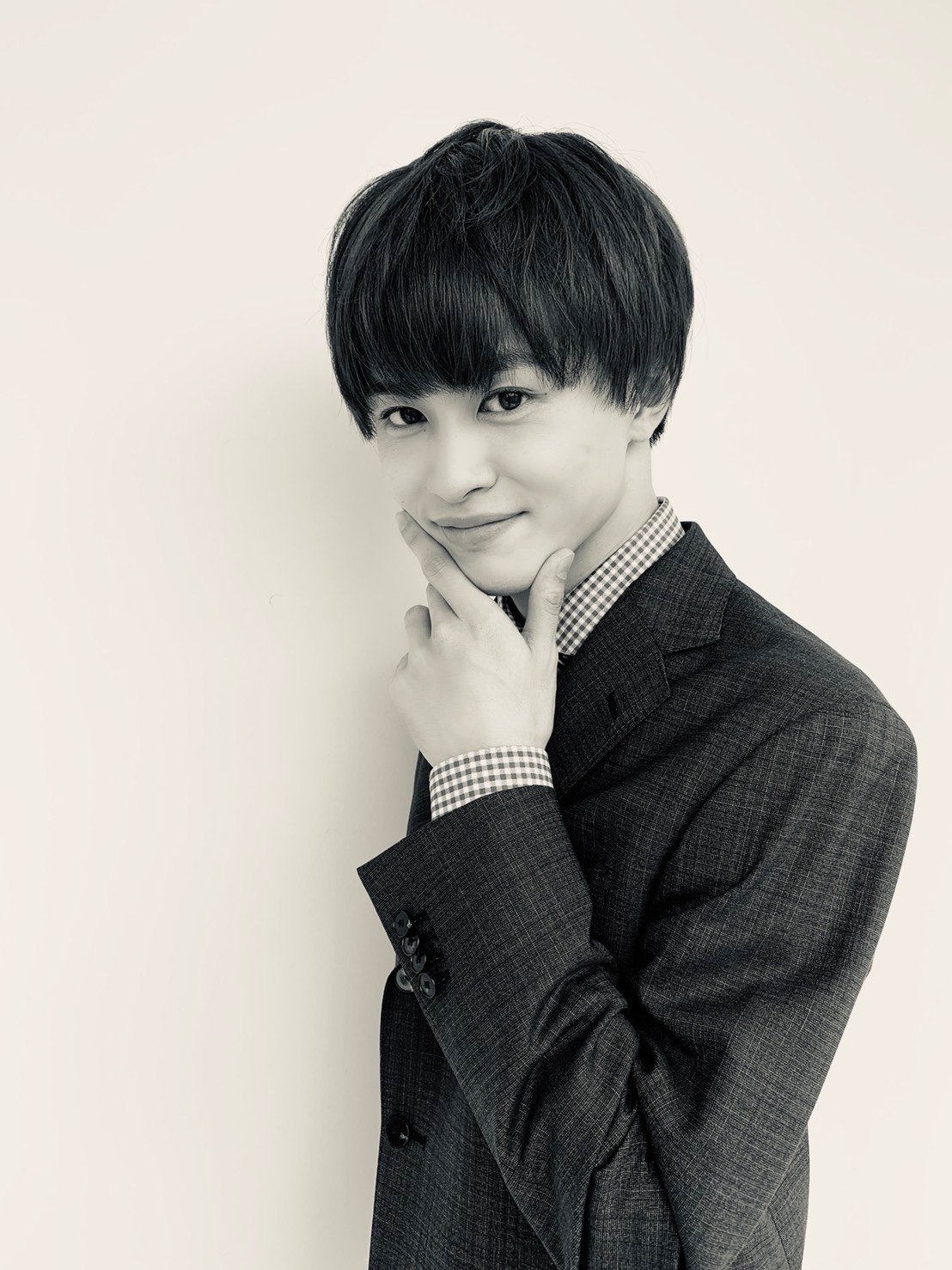 Twitter 上的 超特急 Official タクヤ出演 テレビ東京 木ドラ25 30歳まで童貞だと魔法使いになれるらしい 第1話 本日放送 安達と黒沢の後輩でお調子者の 六角祐太 役での出演です テレビ東京 木ドラ25 30歳まで童貞だと魔法使いになれるらしい