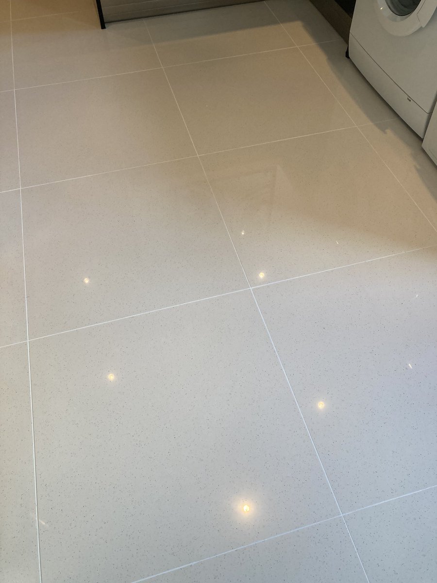 ExecutiveCarpet's tweet photo. Resin grout recolour in Blackwood https://t.co/vw7wBcYCfr