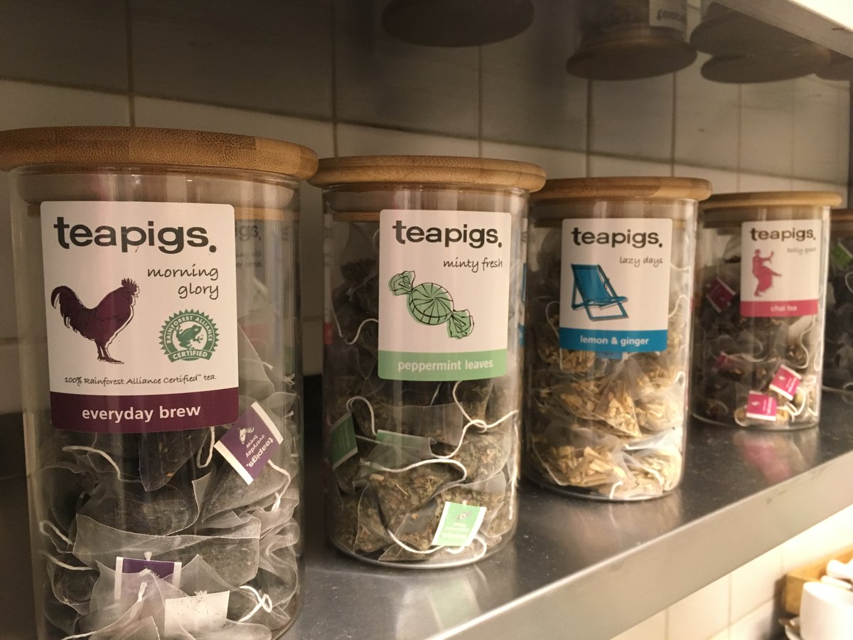 TheNorfolkMead1's tweet photo. Did someone say free @teapigs tea?! Book in with us for #teapigsfreeteaday on Thursday 28 October 🥳😍🫖🙌

Find out more:
https://t.co/8lx2fwpv4Q 

#freetea #teadrinkers #tea #cupoftea #freecuppa https://t.co/xWfoaffhit