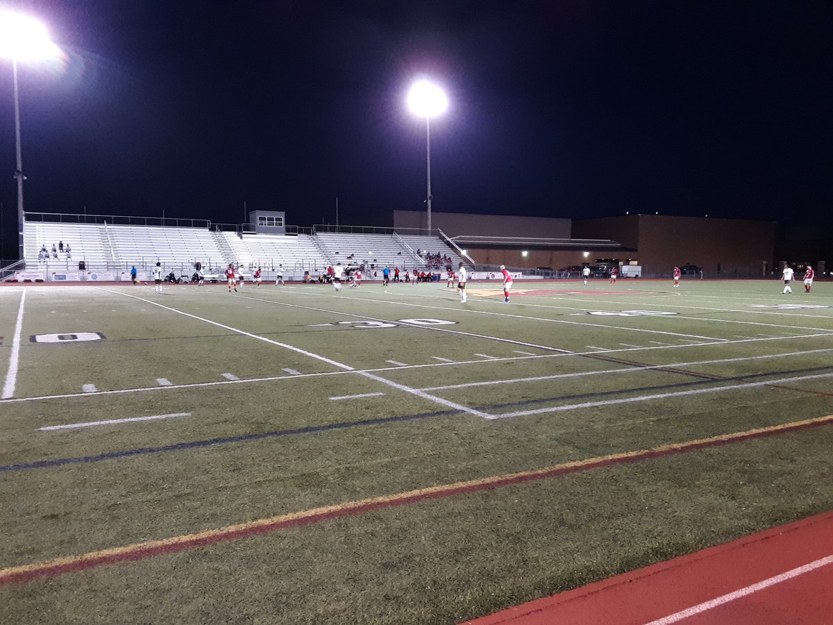 wearesoccer_mi's tweet photo. In #OAARed action, @AthensSoccer hosts @rochadamssoccer on Tuesday evening, 10/06/2020. https://t.co/AimZm2BZA5