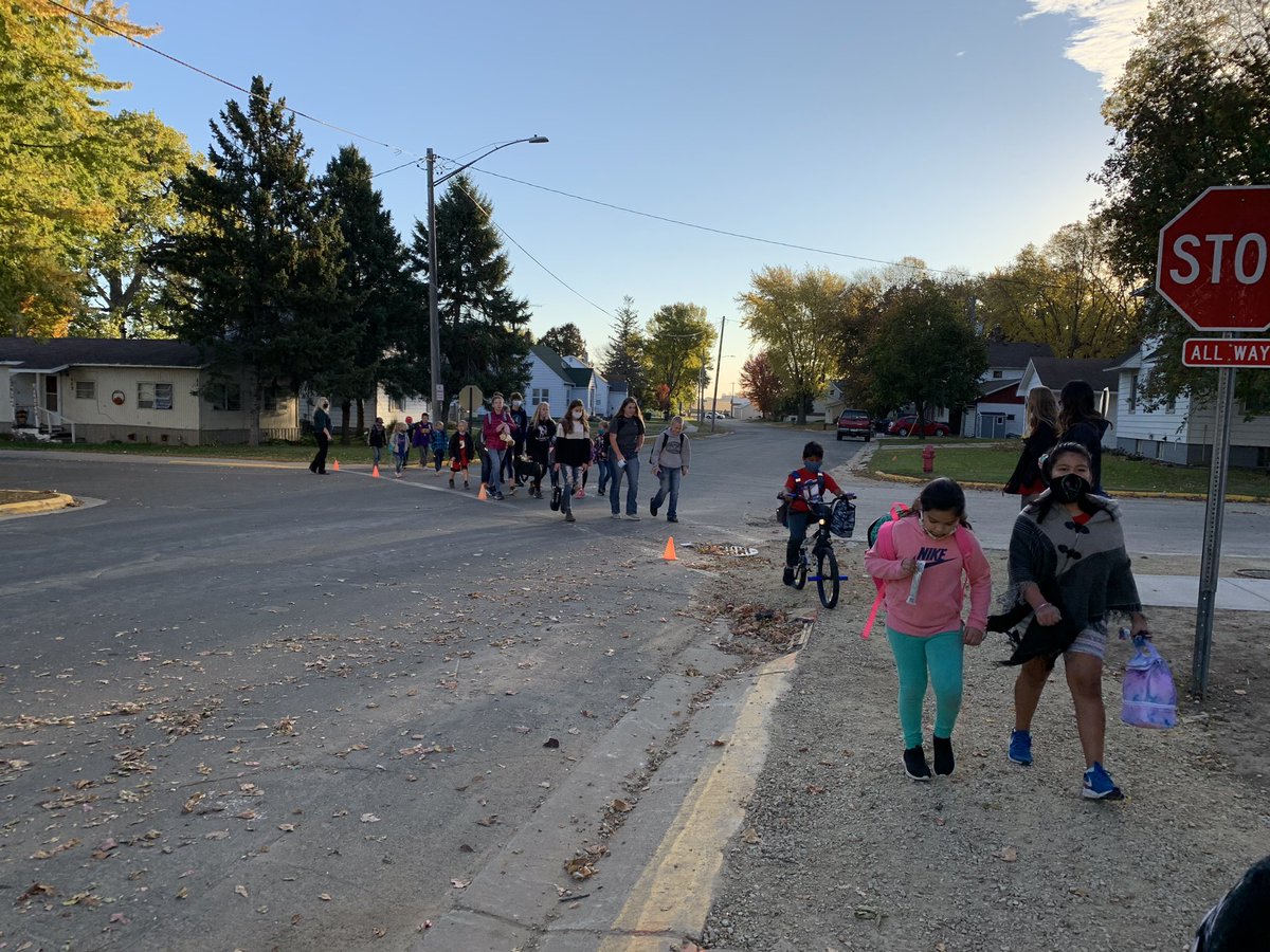 National Walk &amp; Bike to School Day!  What a beautiful morning.#goodhueschool