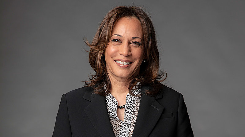 simran's tweet photo. Tonight, a progressive Black and South Asian woman — Kamala Harris — will take the stage to debate a conservative white supremacist. 

We hope that this marks a changing of the guard, from our racist past and present to our inclusive and progressive future.

#SheRose #AAPISheRose https://t.co/eZLJJUizLy