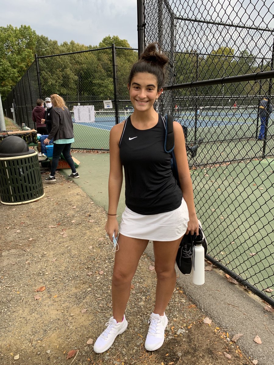 Isabella Martin ‘22 wins first round sectional matchup 6-3, 2-6, (10-6) Tiebreak