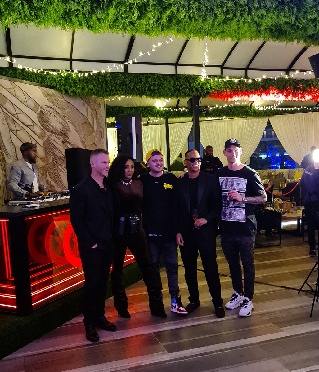 MoreThanFoodMag's tweet photo. The incredible team that's brought us @RocketsLife Menlyn...

A real expression of what life is all about.

Congrats!

#ItsALifestyle #RocketsLaunch #SeeRockets #RocketsMenlyn #SipRockets #TasteRockets https://t.co/8I4zMQtb9d