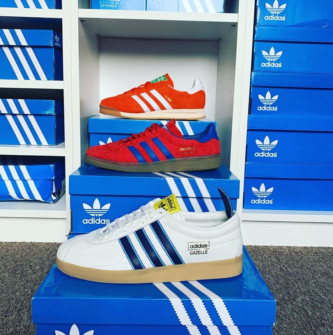 casualsdirect's tweet photo. Repost โข @adi.lads My Euroโs Series. Quality ๐ #sizeofficial #adidasshoes #adidasoriginals #adidas #gazelle #bctrainer #as520 #3stripe #3stripes https://t.co/Eska6fouZS