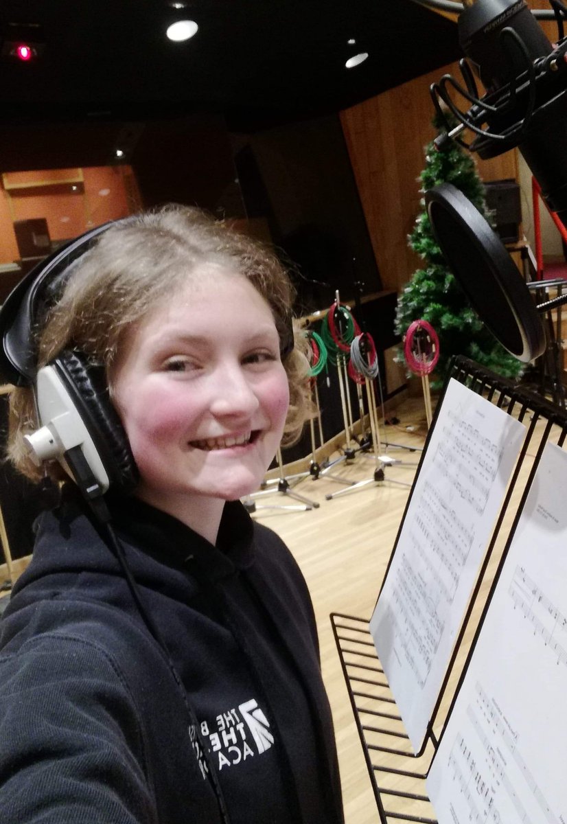 #MoreThanViable #IndustryTakeover #NOTlowskilled #SavetheArts <a href="/BTAOnStage/">British Theatre Academy</a> @idtalentuk