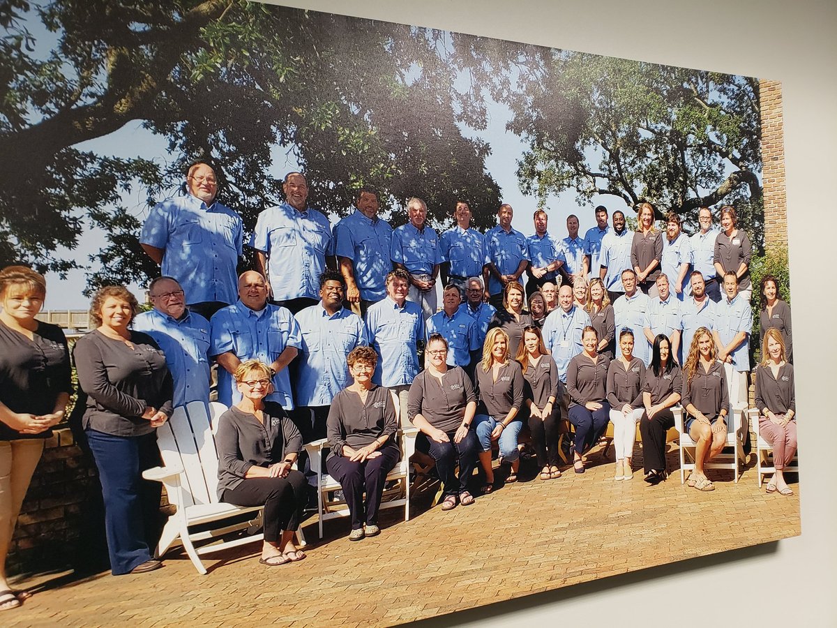 It's so nice to see all these smiling faces on the wall everyday at the home office! We are so thankful for all their hard work on the front lines as they push through the challenges they face everyday during this time. #peoplefoodhospitality 
#mmihospitality