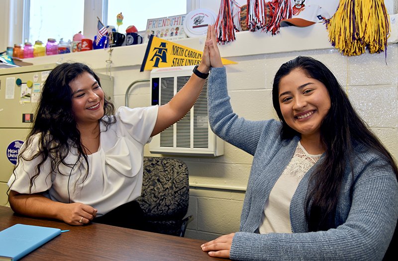AdvisingCorps's tweet photo. By 2025, we will >double our impact across our first 10 years and enroll in college 1 million students from low-income, first-generation, and underrepresented backgrounds. Learn more at https://t.co/8eNucd3qE8. #iAdvise #IncreasingOpportunity #GoForHigher #OneMillion2025 https://t.co/55SFihe7Fw