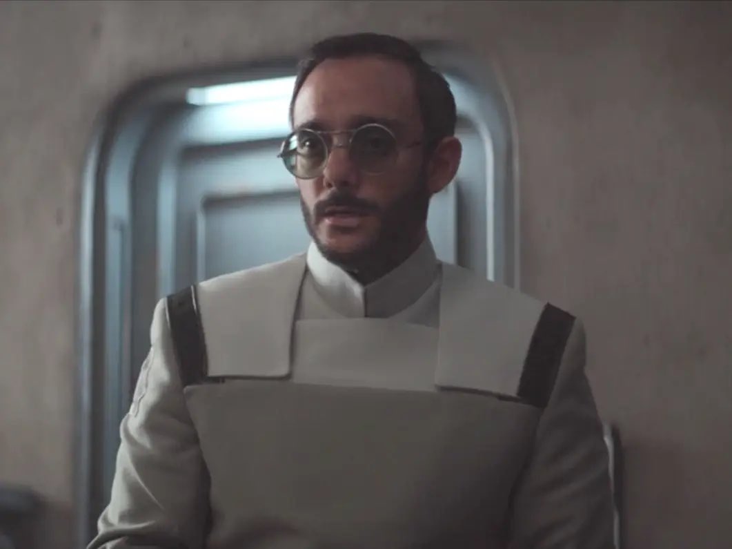 Here's Why No One Wears Glasses in the 'Star Wars' Universe