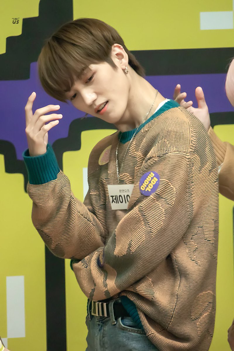 timetoJ_US's tweet photo. 191008 아이돌라디오
#온앤오프 #ONF #제이어스 #J_US #이승준 https://t.co/gfLANcxOEE