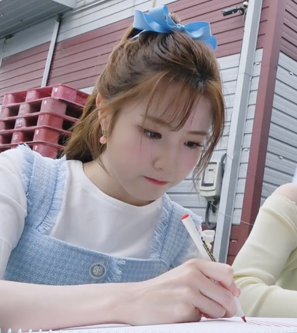 #히토미 ✰