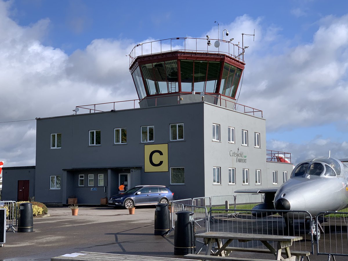 jethubuk's tweet photo. A few from our trip yesterday to @CotswoldAirport Kemble to see the retired @British_Airways 747’s. We’ll hopefully be back tomorrow to capture the arrival of the final two.. https://t.co/pMoTWqoZ2o
