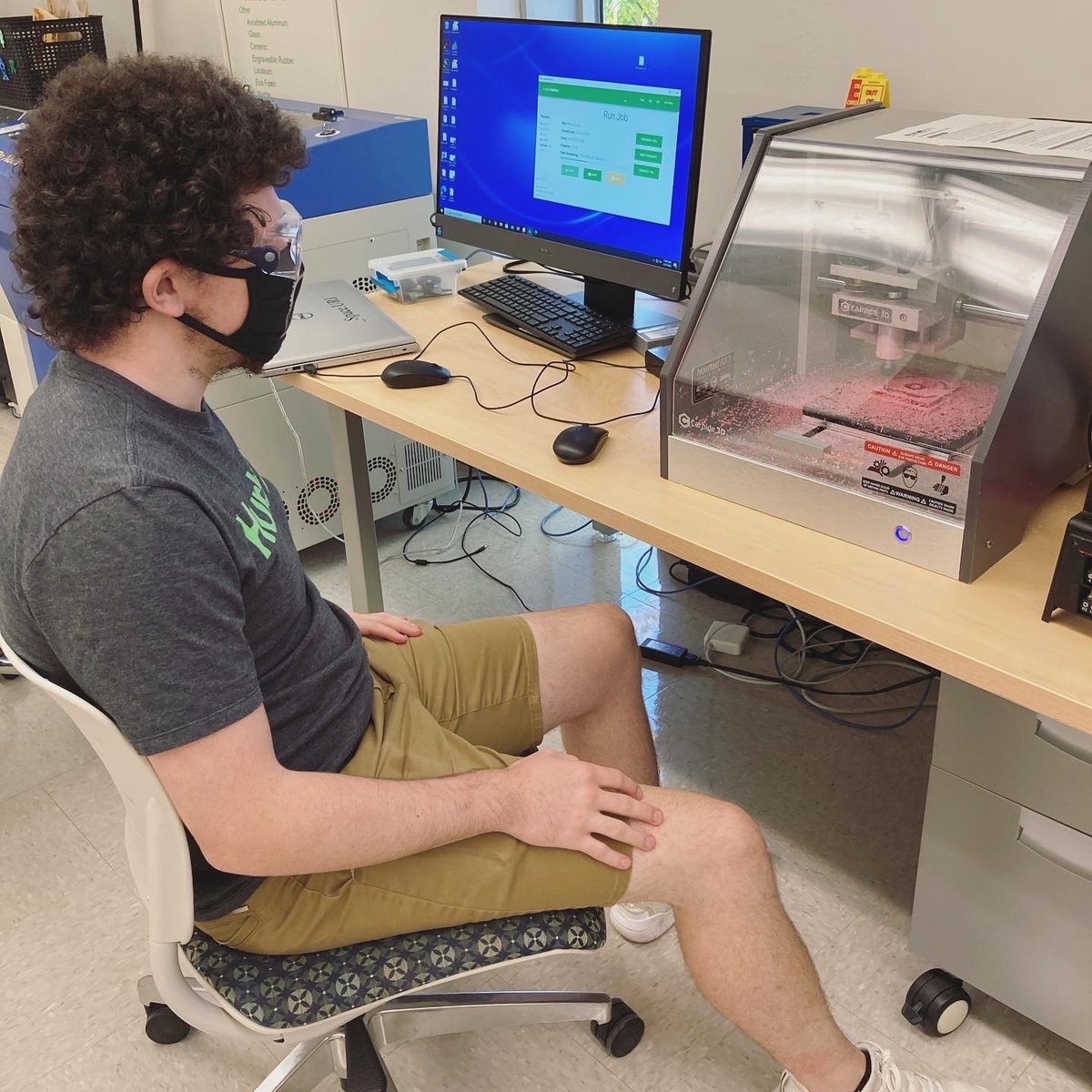 makerspaceURI's tweet photo. Running tests on the #cnc today. Troy may soon become the official #makerspaceuri expert on this machine. You can find him running it most mornings when he is at work.
#makerspace #universityofrhodeisland #universityofri #uri #rhody https://t.co/F9ZqyQA6je